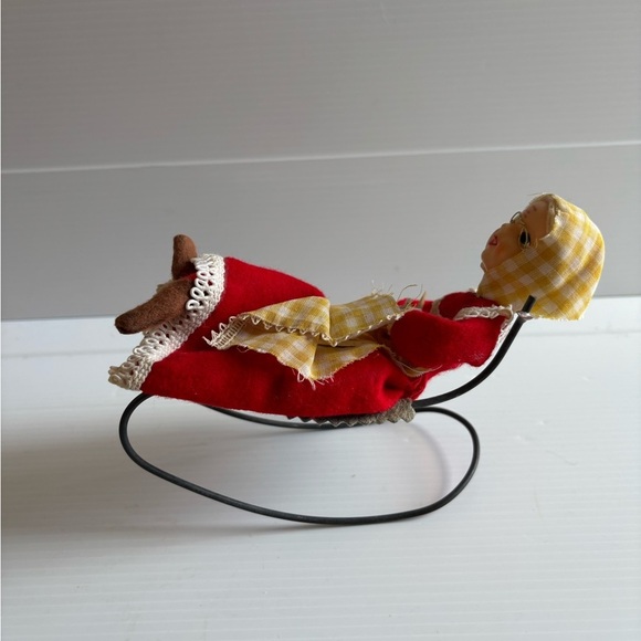 Rare Made in Japan Grandmother Knitting Doll 1950s - Picture 2 of 4
